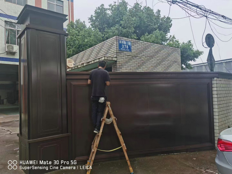 成都91视频污版网站大门.jpg